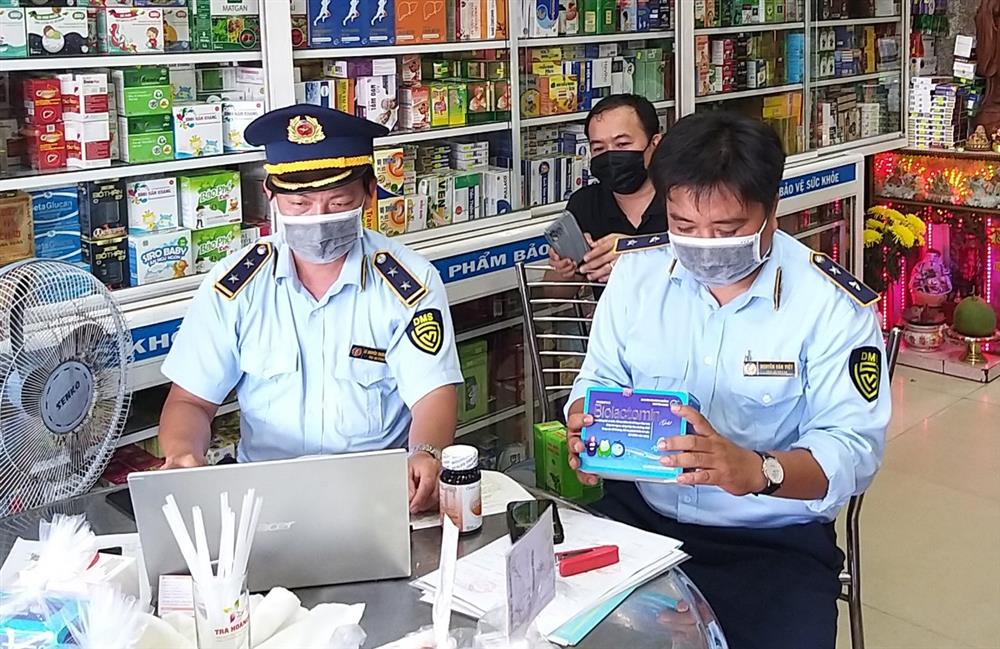 Tiền Giang: Xử phạt gần 70.000.000 đồng cơ sở bán thực phẩm giả và không đảm bảo chất lượng 